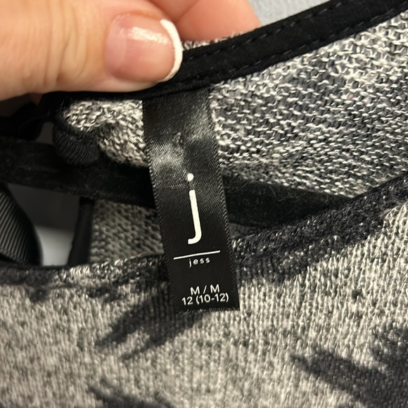 Jess size m ribbon back tie top - Picture 2 of 6